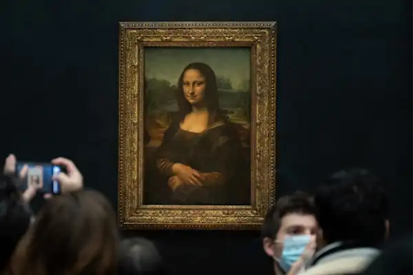 The disappearance of Mona Lisa